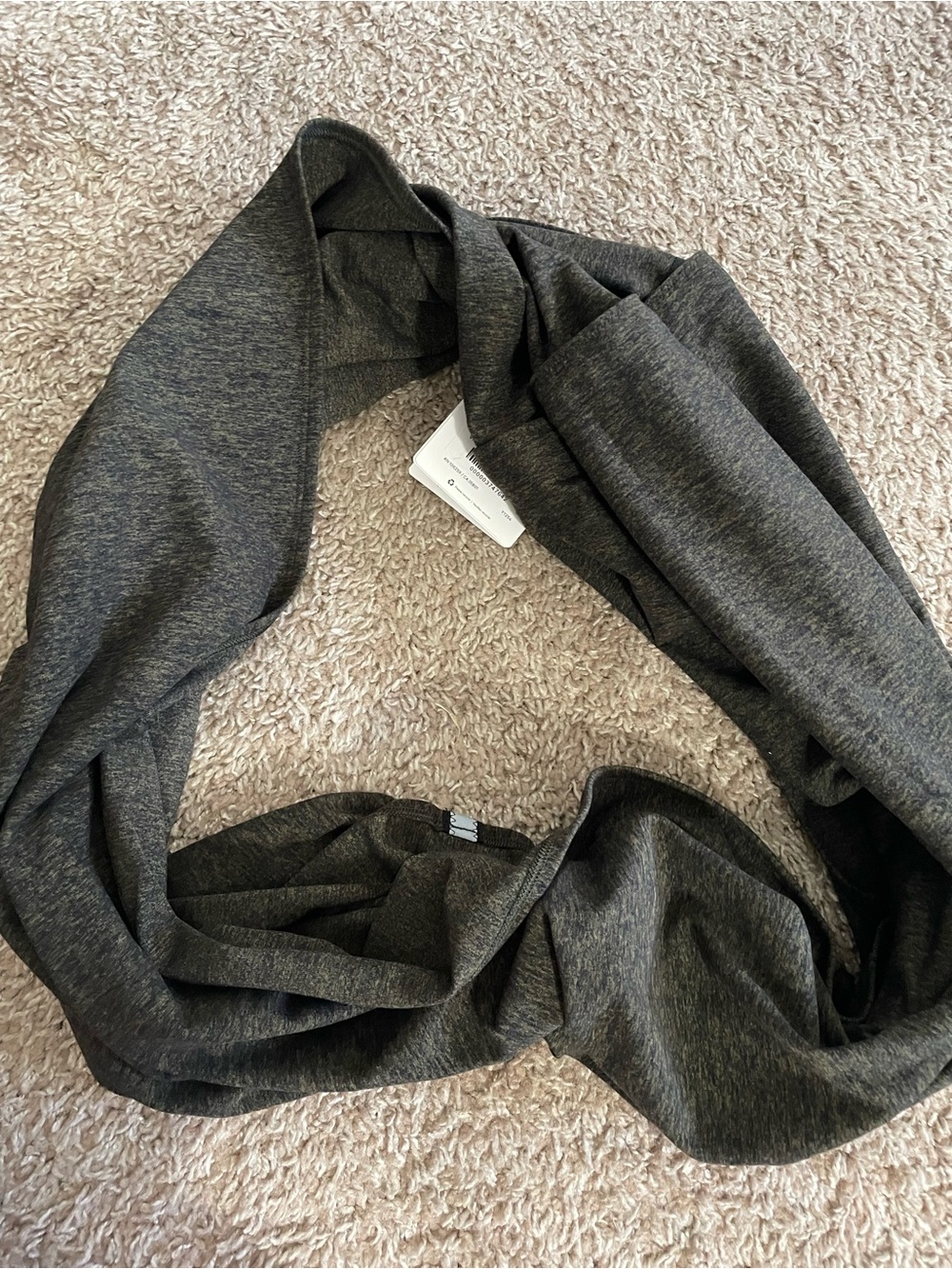 Lululemon Vinyasa Scarf - Picture 3 of 4